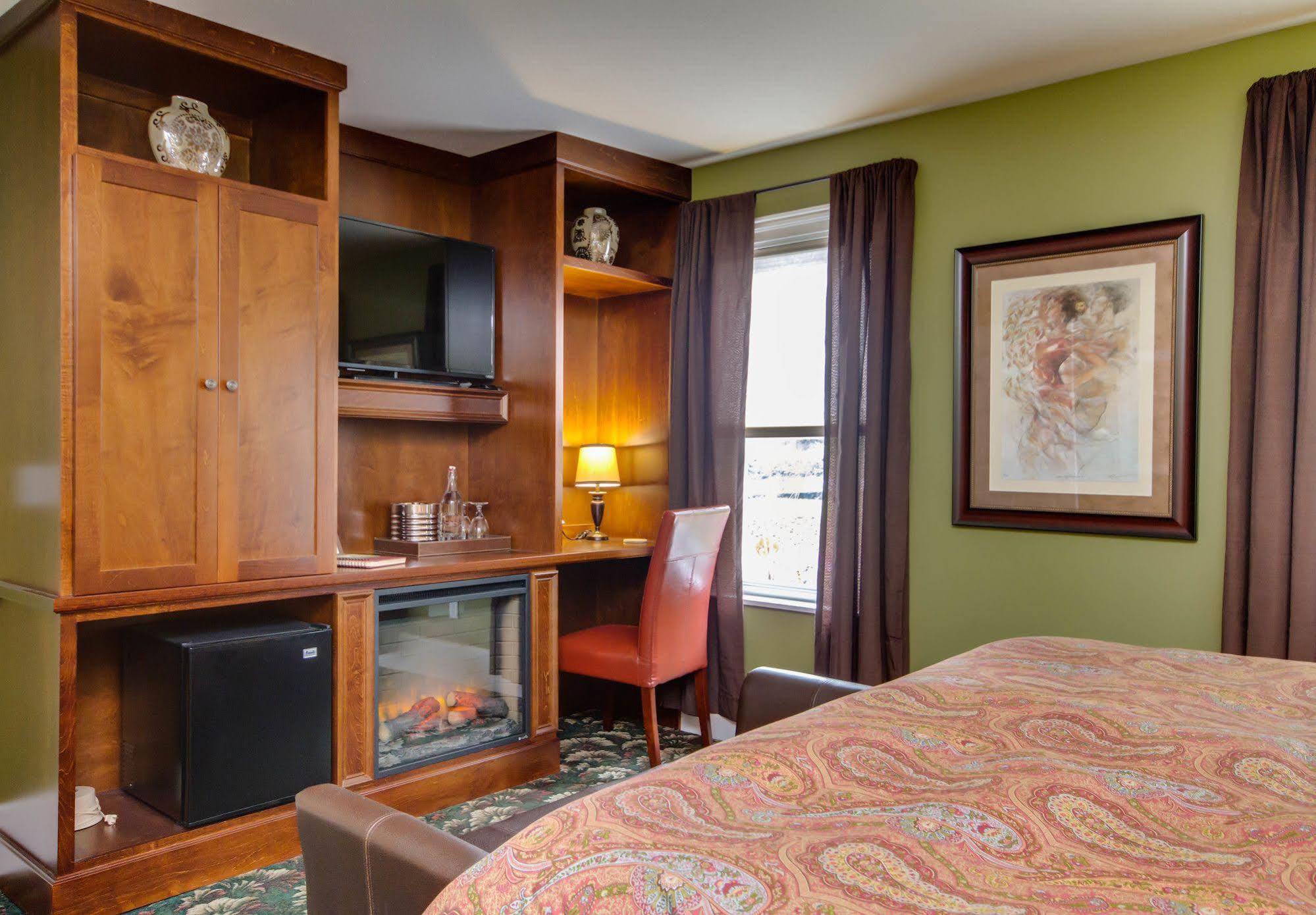 Twin Oaks Inn 索格塔克 外观 照片