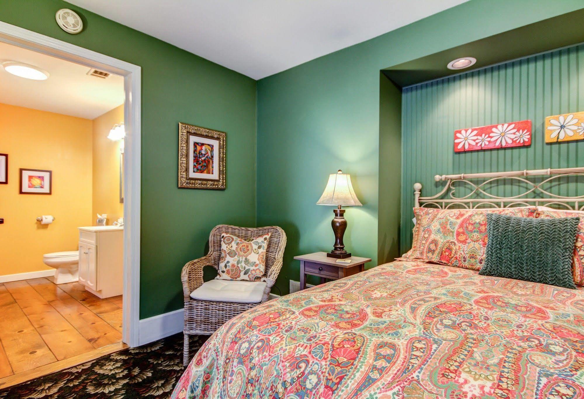 Twin Oaks Inn 索格塔克 外观 照片